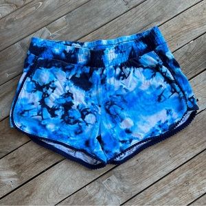 Justice Girl's Blue White Tie Dye Dolphin Shorts
Size 10